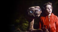 Extra-Terrestrial | Image via Netflix